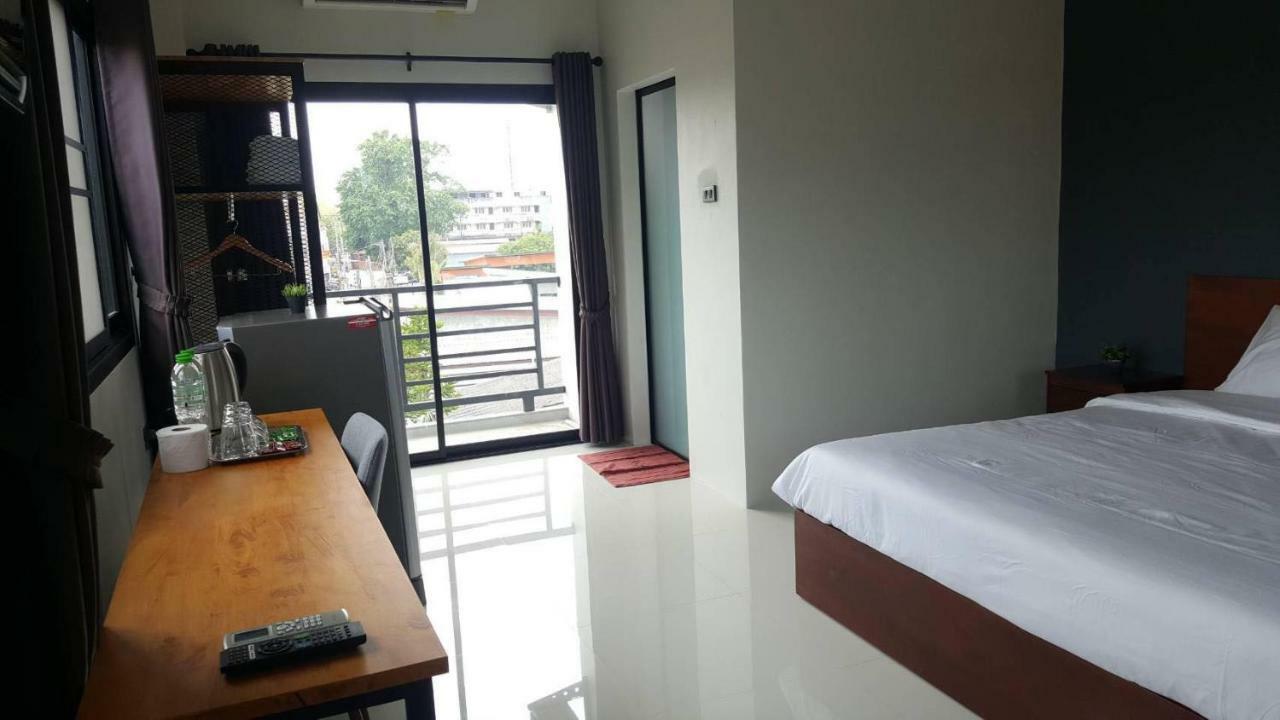 Dd Modern House Apart otel Surat Thani Dış mekan fotoğraf